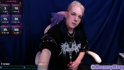 Snapshot of moxynverve chatting on 05/03/26, 06:36 Moxy online show from 05/03/26, 06:36