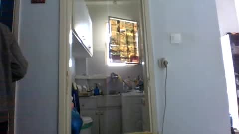 Snapshot of mppempis81 chatting on 04/04/26, 11:40 mppempis81 online show from 04/04/26, 11:40