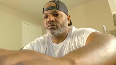 mr6ray online show from 10/11/25, 04:01