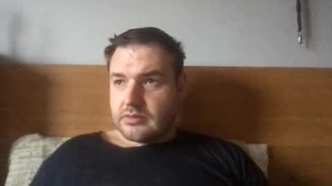 mr834565 online show from 12/22/25, 12:02