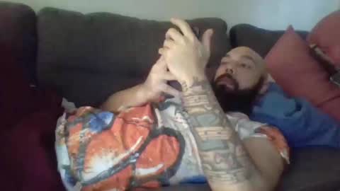 Snapshot of mr8plus chatting on 01/23/25, 03:01 Mr8 online show from 01/23/25, 03:01