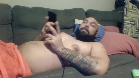 Snapshot of mr8plus chatting on 03/01/25, 01:11 Mr8 online show from 03/01/25, 01:11