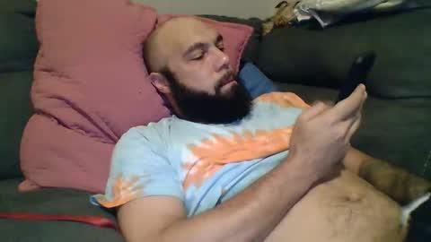 Snapshot of mr8plus chatting on 11/18/25, 11:15 Mr8 online show from 11/18/25, 11:15