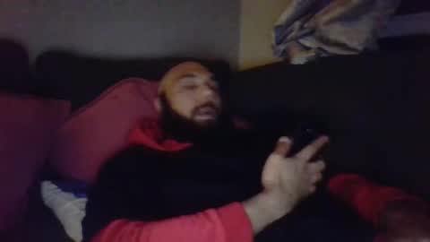 Snapshot of mr8plus chatting on 12/15/25, 12:48 Mr8 online show from 12/15/25, 12:48