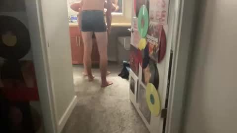 Snapshot of mr_40oz_lush chatting on 01/10/26, 08:16 The Honey Pot Pooh Bear online show from 01/10/26, 08:16