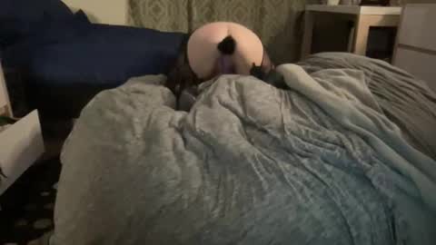 Snapshot of mr_40oz_lush chatting on 02/17/26, 09:28 The Honey Pot Pooh Bear online show from 02/17/26, 09:28