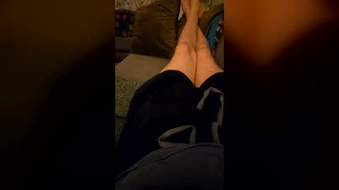 Snapshot of mr__bluesky_ chatting on 07/17/26, 11:42 mr__bluesky_ online show from 07/17/26, 11:42