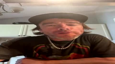 Snapshot of mr_a420 chatting on 07/05/26, 10:28 mr_a420 online show from 07/05/26, 10:28
