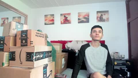 Snapshot of mr_andresr chatting on 12/23/24, 07:52 Andy online show from 12/23/24, 07:52