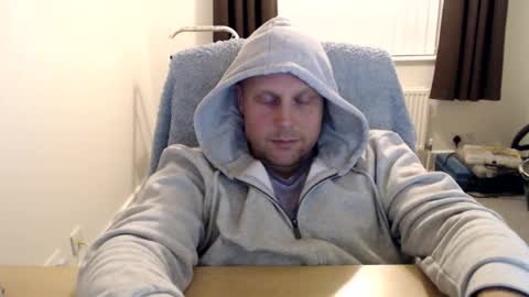 Mr Baldy Likes to Chat online show from 10/04/25, 10:08