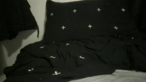 Snapshot of mr_black2you chatting on 12/31/24, 03:31 blkstar online show from 12/31/24, 03:31