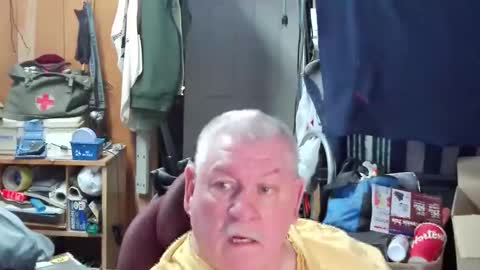 mr_canoe_licker_69 online show from 02/19/25, 07:27