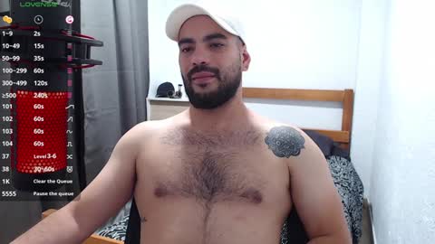 Snapshot of mr_chr1s chatting on 12/07/24, 12:30 chris online show from 12/07/24, 12:30