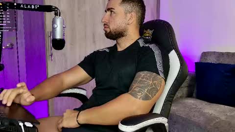 David online show from 02/17/25, 11:44