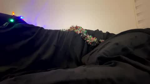 Snapshot of mr_deep1 chatting on 12/23/24, 03:07 James online show from 12/23/24, 03:07