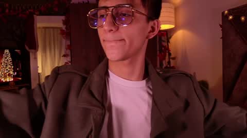 Mr Evans online show from 12/03/24, 01:43