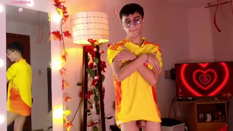 Mr Evans online show from 02/13/25, 05:44