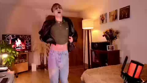 Mr Evans online show from 09/22/25, 04:09