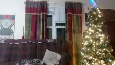 mr_happy12 online show from 12/21/24, 03:03