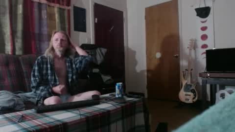 mr_happy12 online show from 10/02/25, 10:22