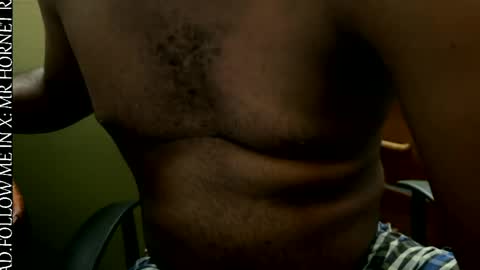 Snapshot of mr_hornet_rad chatting on 05/17/26, 04:14 mr_hornet_rad online show from 05/17/26, 04:14
