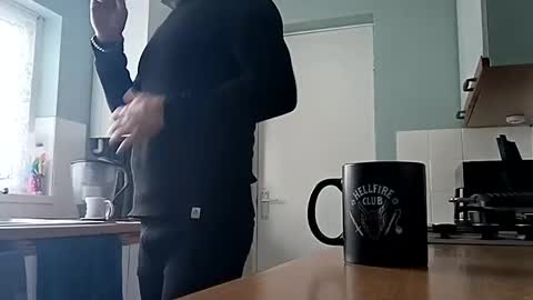 mr_i_ online show from 01/20/25, 11:24