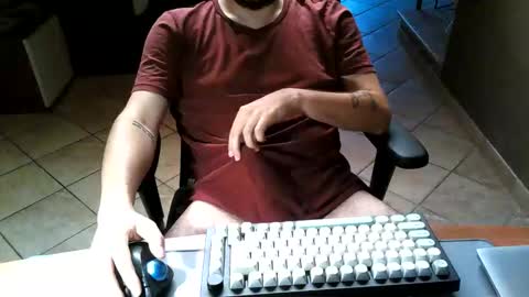 Snapshot of mr_kaa chatting on 09/18/25, 04:31 mr_kaa online show from 09/18/25, 04:31