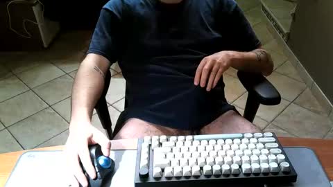 Snapshot of mr_kaa chatting on 12/13/25, 08:47 mr_kaa online show from 12/13/25, 08:47