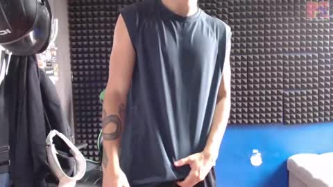 Call me Angel please online show from 04/08/26, 05:13