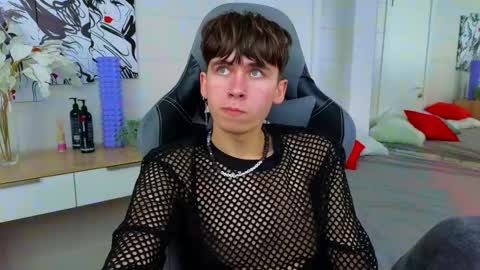 Kris online show from 02/01/25, 06:21