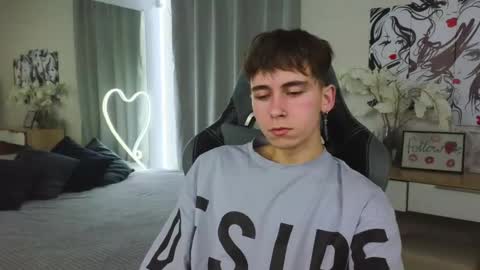 Kris online show from 02/22/25, 06:52