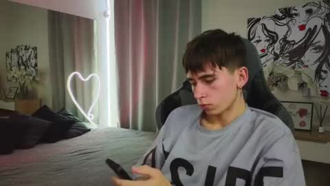 Kris online show from 02/25/25, 02:03