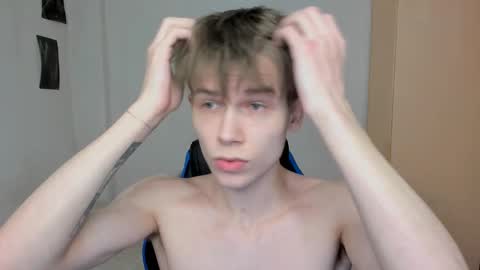 Makentoshi online show from 03/03/25, 02:47