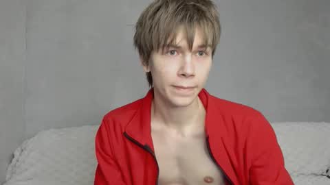 Makentoshi online show from 12/21/25, 08:32