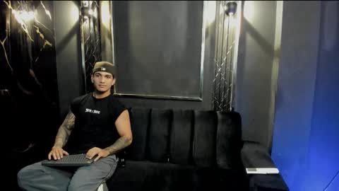 mr_maximo online show from 10/02/25, 05:03
