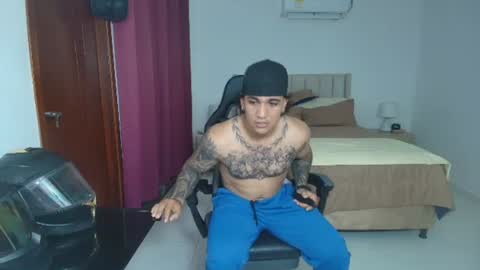 Snapshot of mr_maximo chatting on 07/21/26, 03:09 mr_maximo online show from 07/21/26, 03:09
