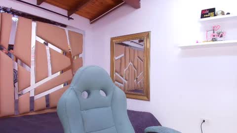 MIKEE online show from 09/20/25, 03:07