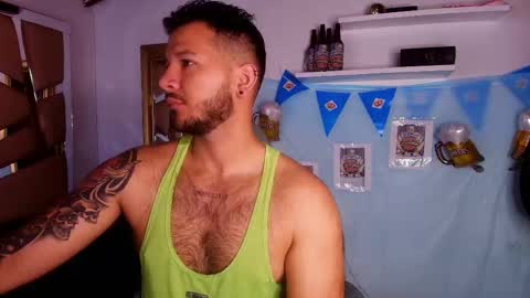 MIKEE online show from 10/03/25, 03:14