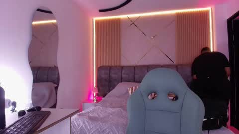 MIKEE online show from 03/26/26, 03:12