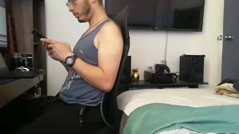 Snapshot of mr_miss_dannys chatting on 01/28/25, 05:03 Dannys online show from 01/28/25, 05:03