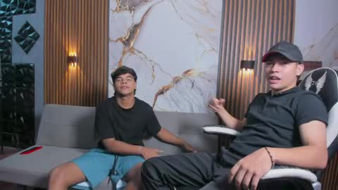 Snapshot of mr_mois chatting on 04/03/26, 07:06 mr_mois online show from 04/03/26, 07:06