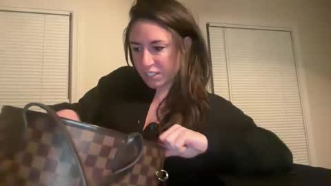 Mr  Mrs Glitter online show from 02/13/26, 12:06