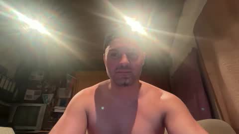 mr_niceguy100 online show from 02/15/26, 06:37