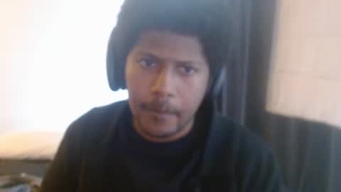 mr_nobody_100 online show from 12/05/25, 08:38