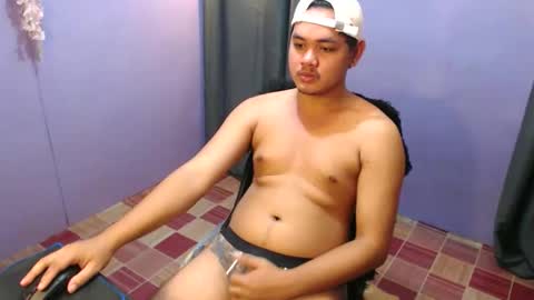 mr_olivercummerx online show from 10/29/25, 02:14