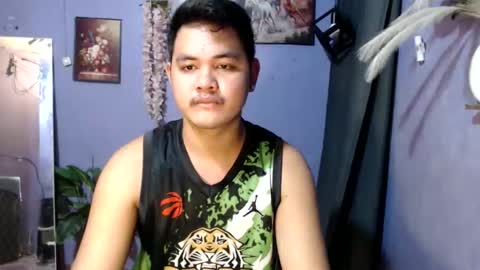 Snapshot of mr_olivercummerx chatting on 04/06/26, 03:59 mr_olivercummerx online show from 04/06/26, 03:59