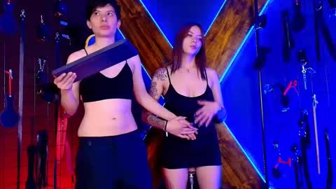 Sadistic online show from 10/16/25, 03:29