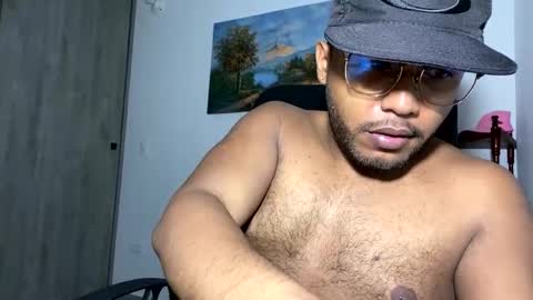 Snapshot of mr_santos01 chatting on 05/01/26, 05:01 Santos online show from 05/01/26, 05:01