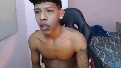 mr_stiven_ online show from 01/06/25, 05:30