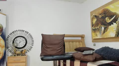 mr_stiven_ online show from 05/04/26, 02:40